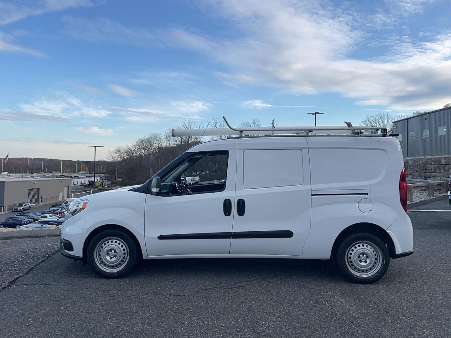 Used 2022 RAM ProMaster City Tradesman FWD image 4