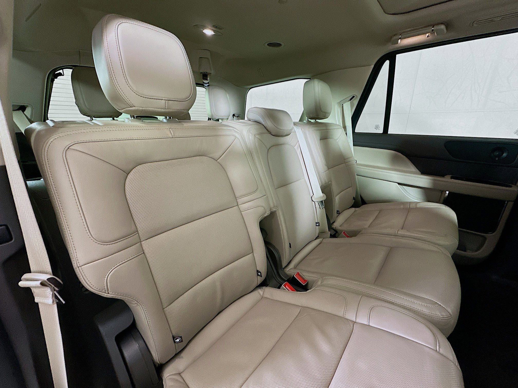 Used 2022 Lincoln Navigator Reserve image 28