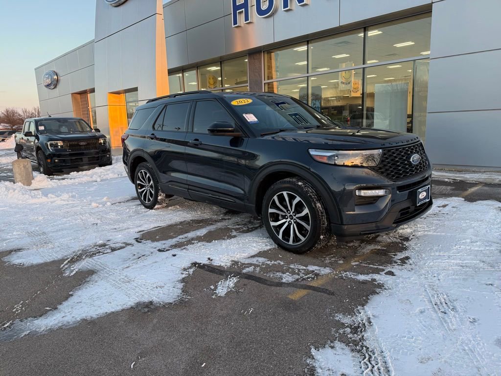 Used 2022 Ford Explorer ST image 40