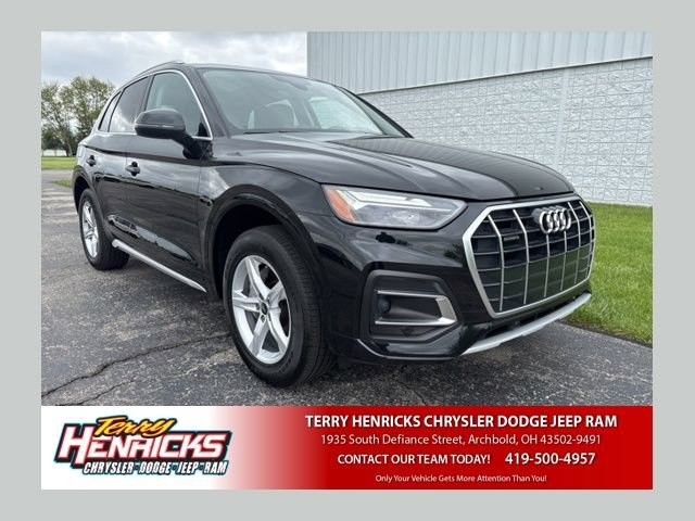 Used 2023 Audi Q5 2.0T Premium w/ Convenience Package AWD/4WD image 1