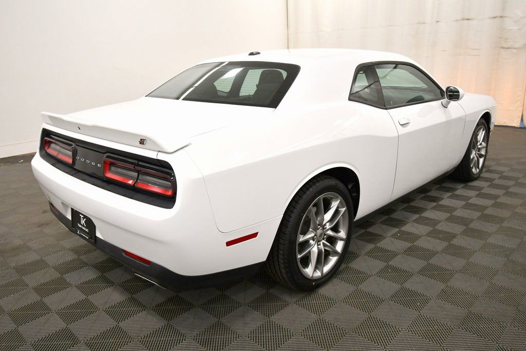 Used 2022 Dodge Challenger GT image 6