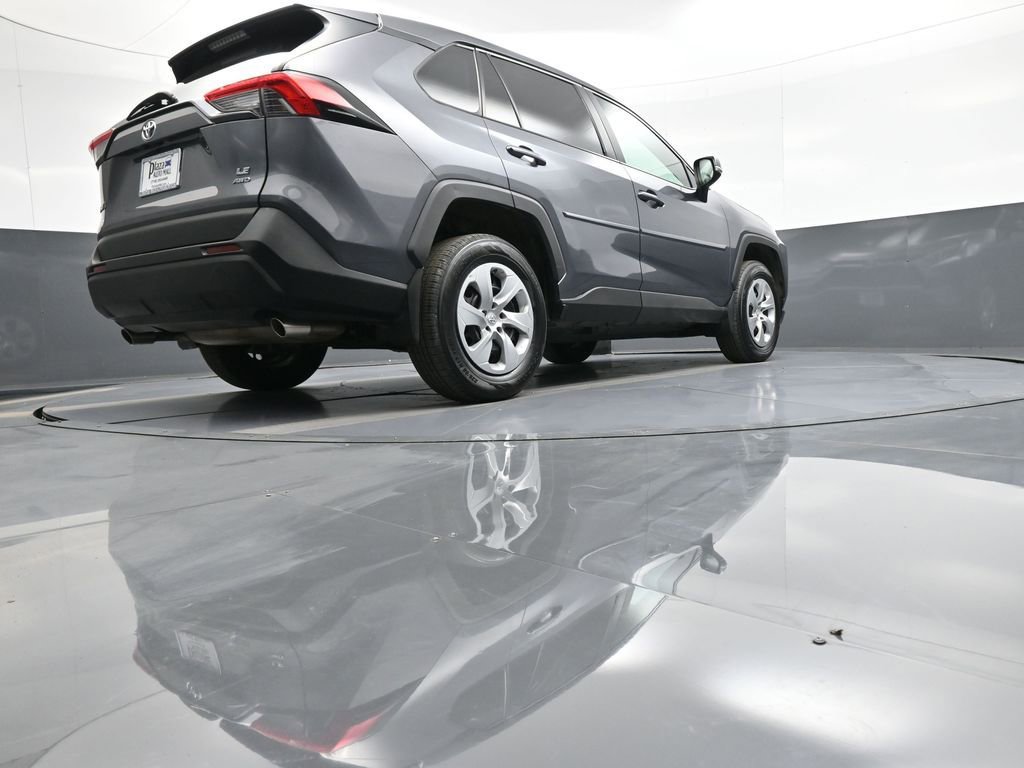 Certified 2022 Toyota RAV4 LE image 29
