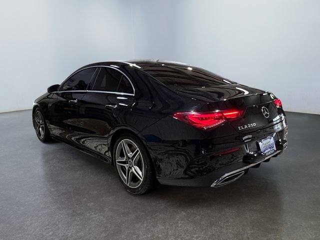 Used 2021 Mercedes-Benz CLA 250 4MATIC image 3