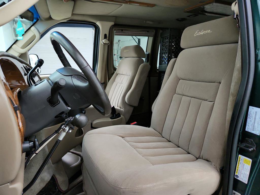 Used 2008 Ford E-150 and Econoline 150 image 14