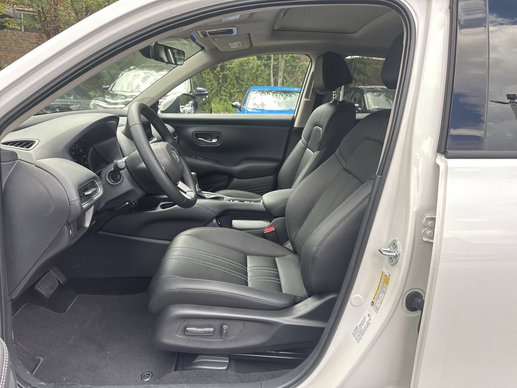 New 2027 Honda HR-V EX-L image 13