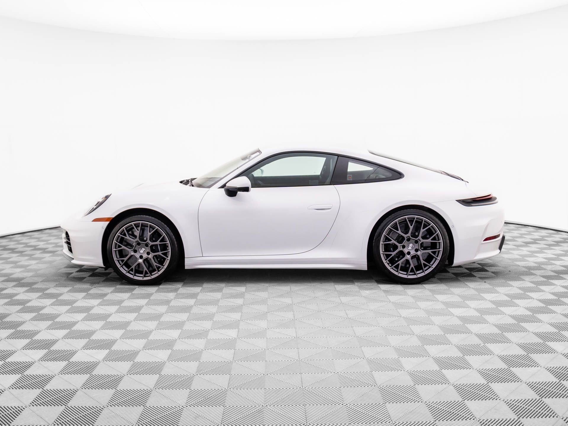 Used 2025 Porsche 911 Carrera S video 2
