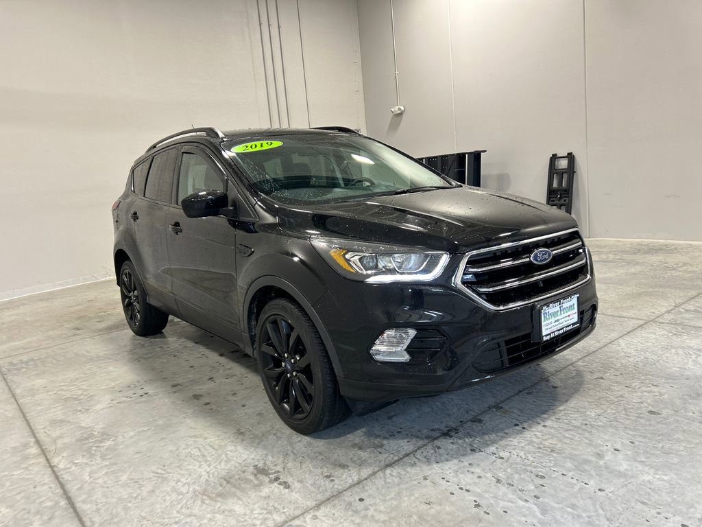Used 2019 Ford Escape SE image 4