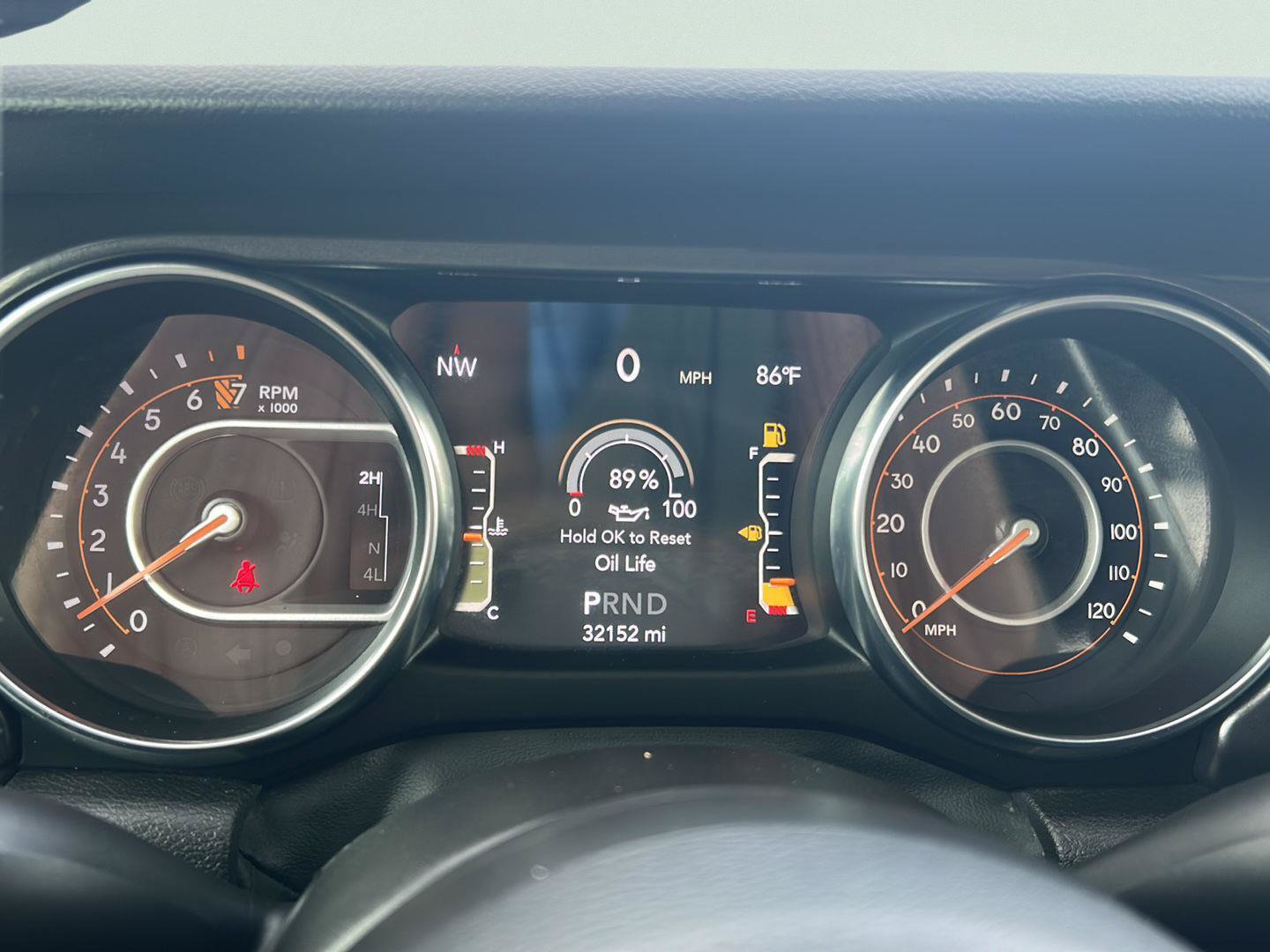 Used 2022 Jeep Gladiator Sport AWD/4WD image 11