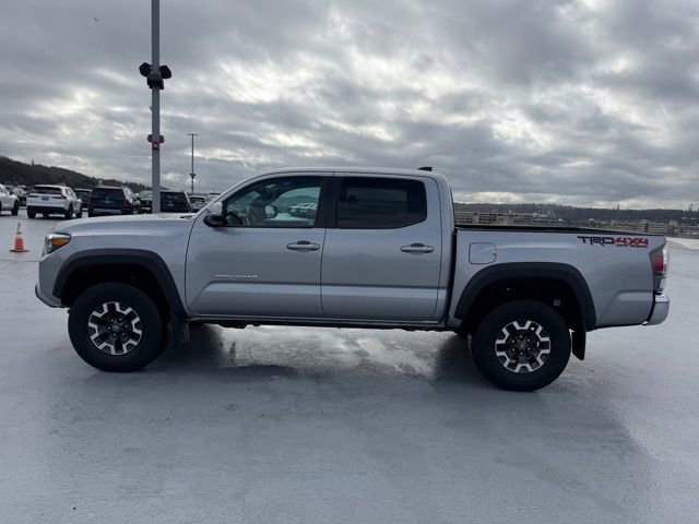 Certified 2020 Toyota Tacoma TRD Off-Road image 3