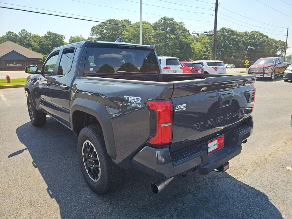 Used 2024 Toyota Tacoma TRD Off-Road AWD/4WD image 2