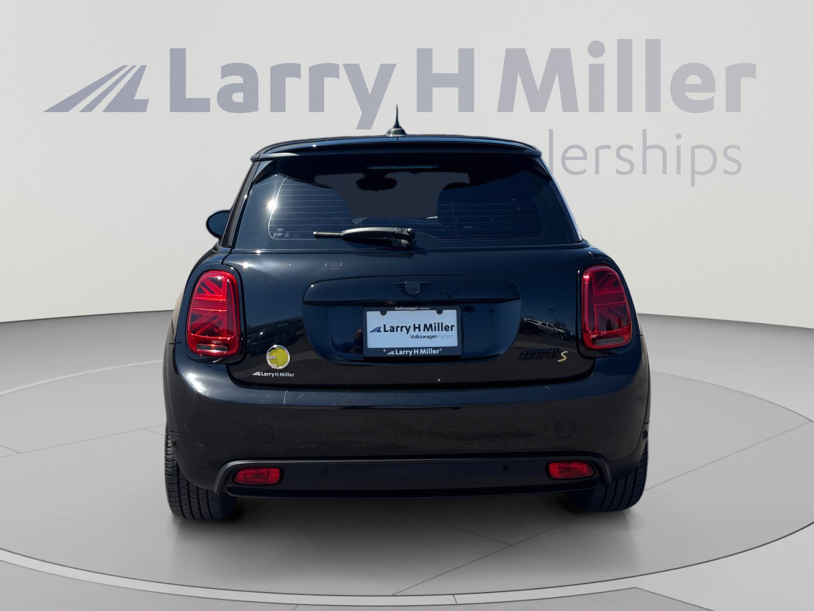 Used 2023 MINI Cooper SE FWD image 4