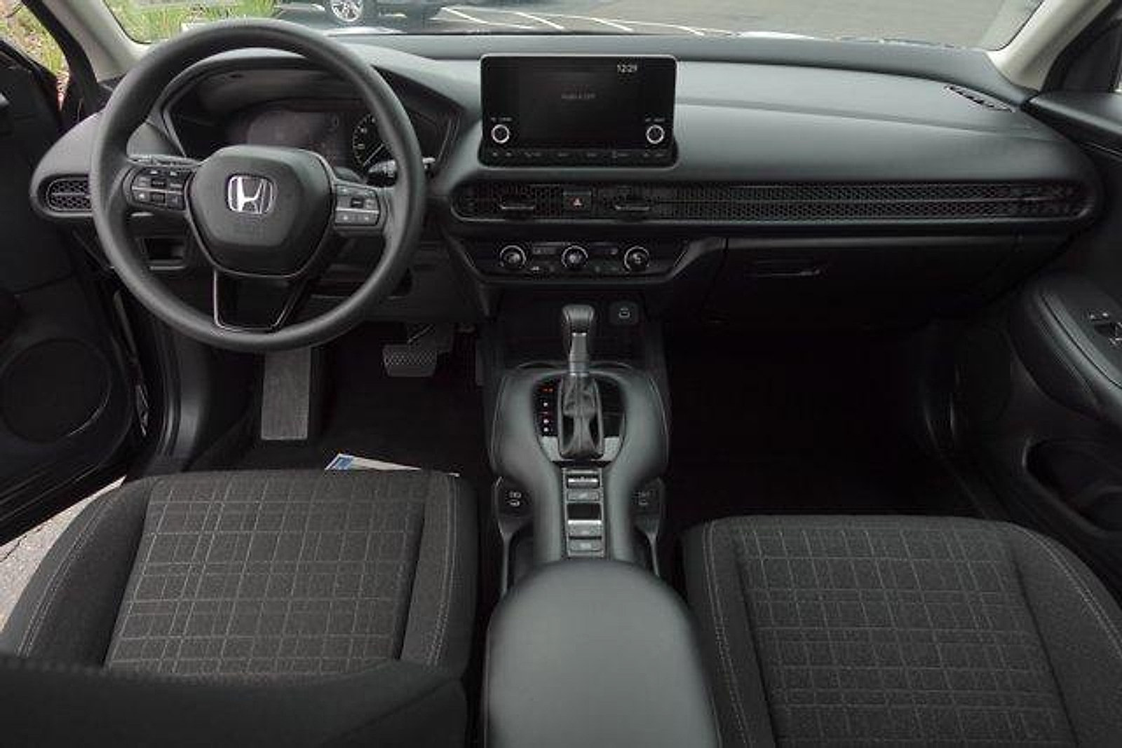 Used 2025 Honda HR-V LX image 24