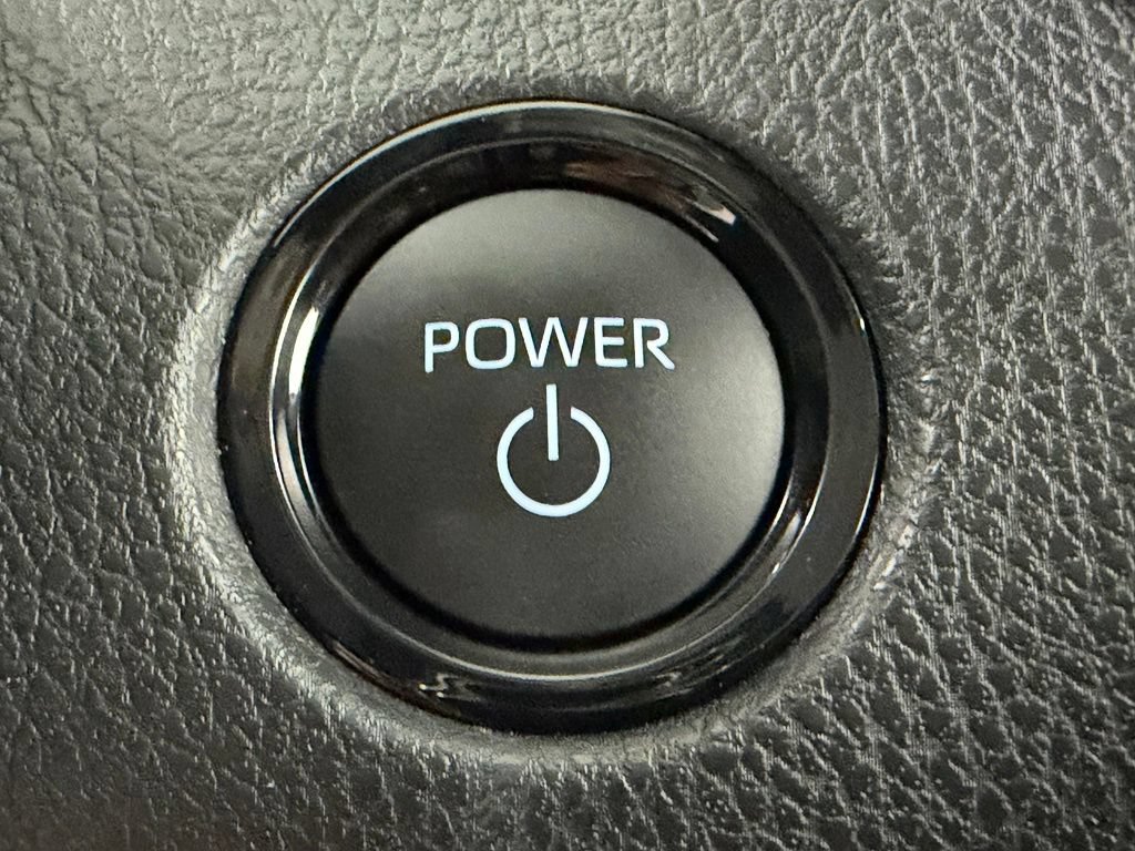 Used 2026 Toyota Camry XLE FWD image 30