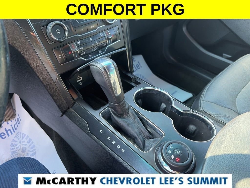 Used 2016 Ford Explorer XLT w/ Equipment Group 202A image 9