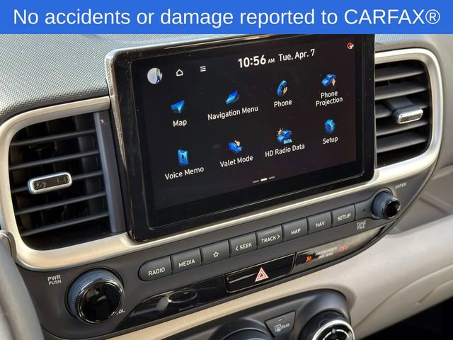 Used 2023 Hyundai Venue Limited image 25