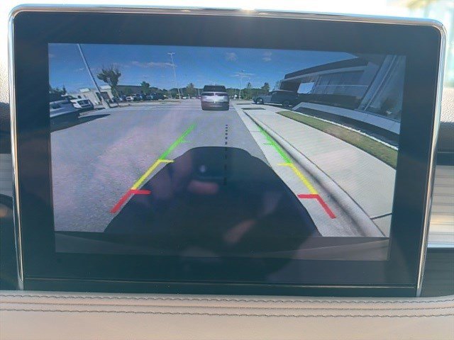 Used 2021 Lincoln Corsair AWD w/ Premium Package image 13