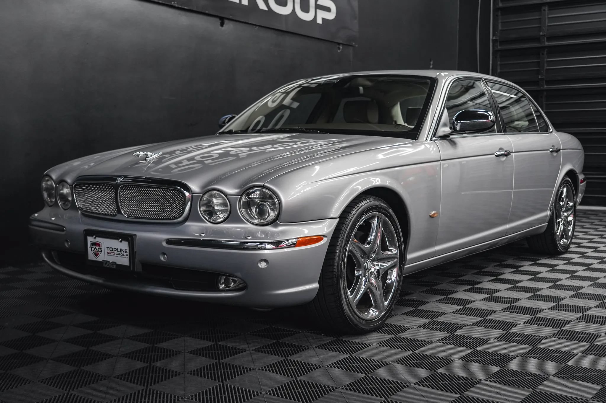Used 2006 Jaguar XJ Vanden Plas RWD image 25