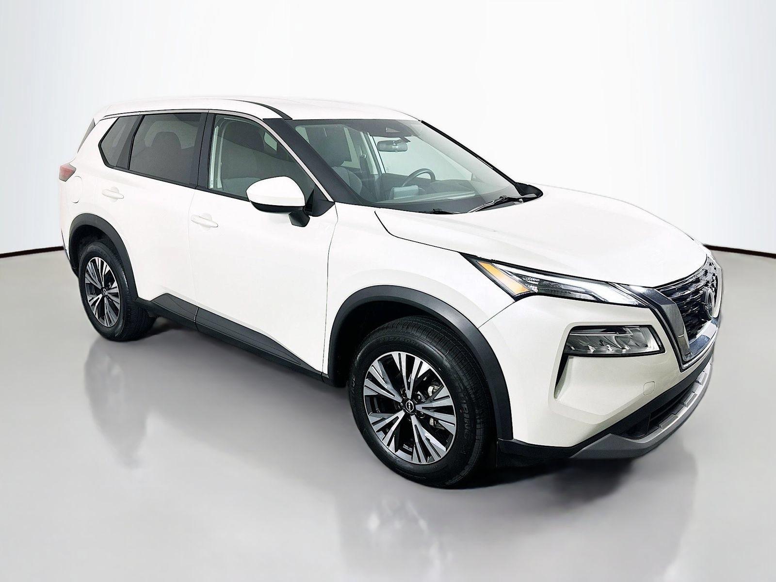 Used 2023 Nissan Rogue SV FWD video 1