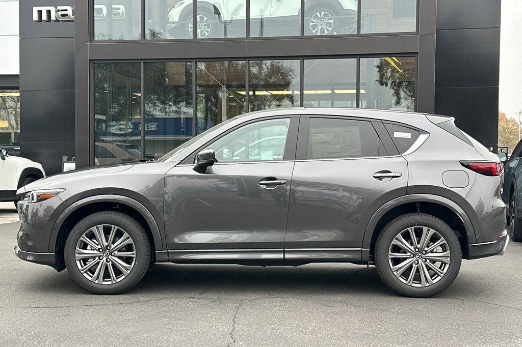New 2025 MAZDA CX-5 Signature image 8