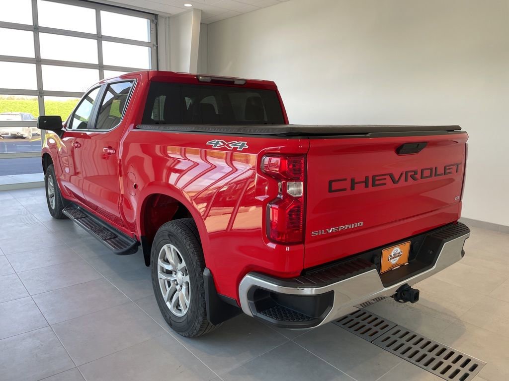 Used 2021 Chevrolet Silverado 1500 LT AWD/4WD image 2