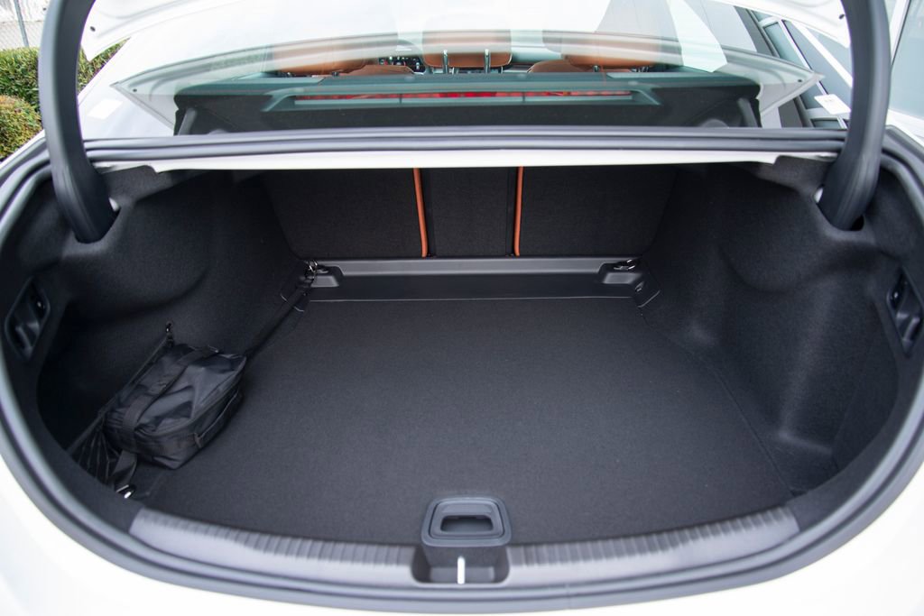 New 2026 Mercedes-Benz C 300 4MATIC Sedan image 22