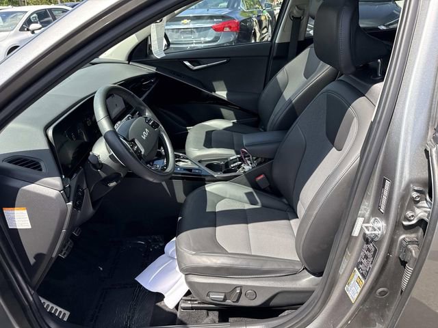 Used 2023 Kia Niro EX Touring FWD image 14