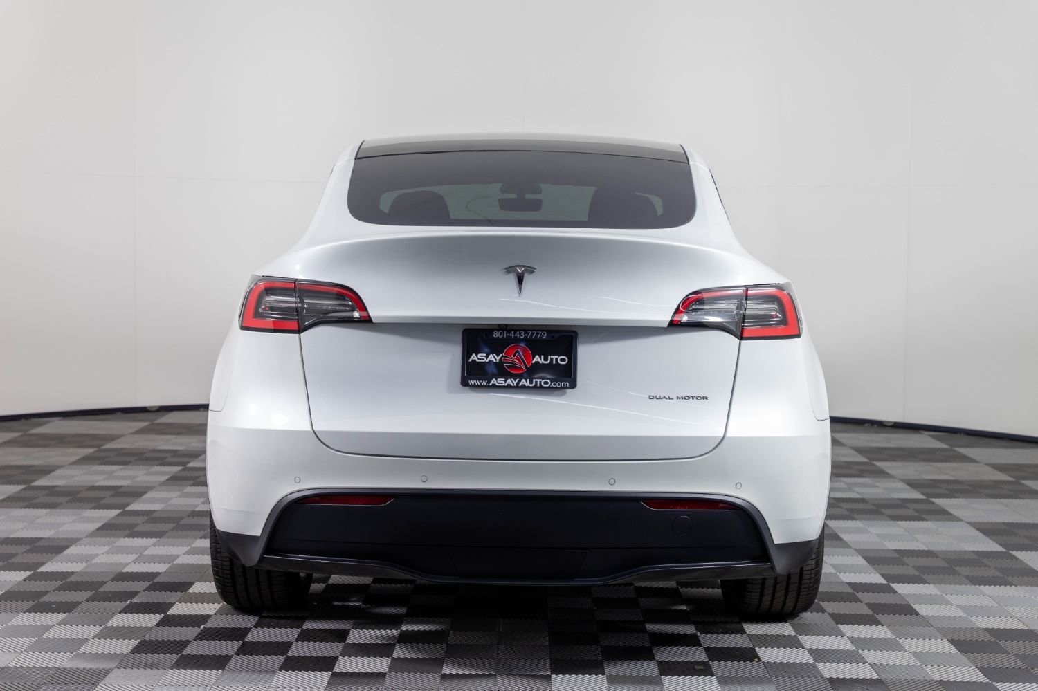 Used 2021 Tesla Model Y Long Range image 6