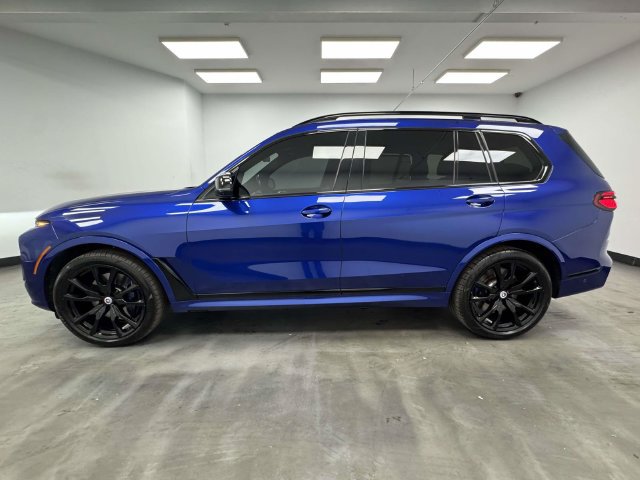 Used 2023 BMW X7 M60i w/ Executive Package AWD/4WD image 11