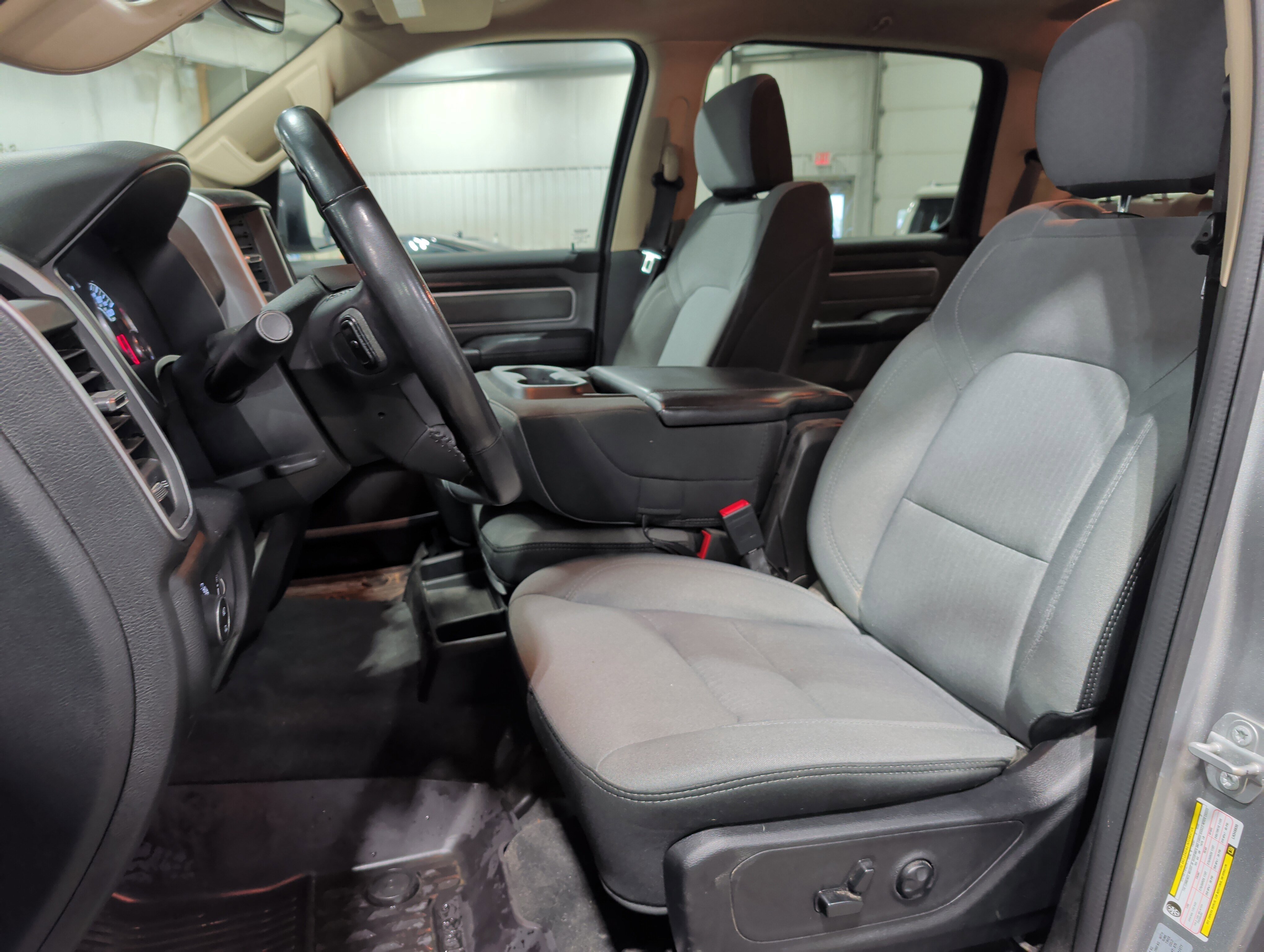 Used 2020 RAM 1500 Big Horn image 7