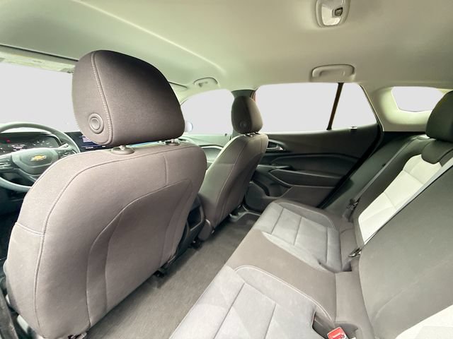 Used 2024 Chevrolet Trax LS FWD image 23