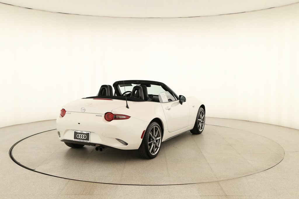 Used 2022 MAZDA MX-5 Miata Grand Touring w/ Weather Package RWD image 6