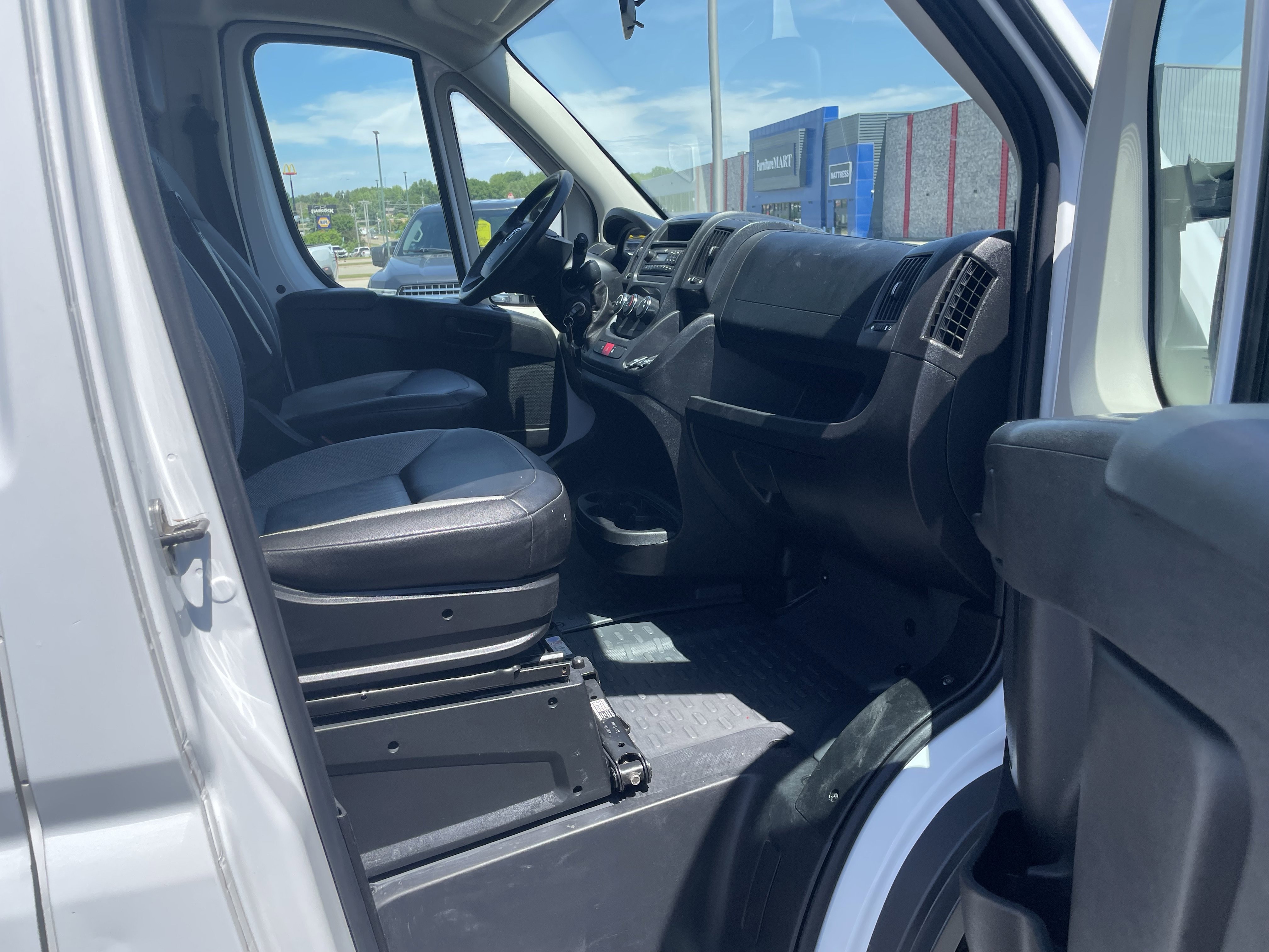 Used 2016 RAM ProMaster 1500 FWD image 13