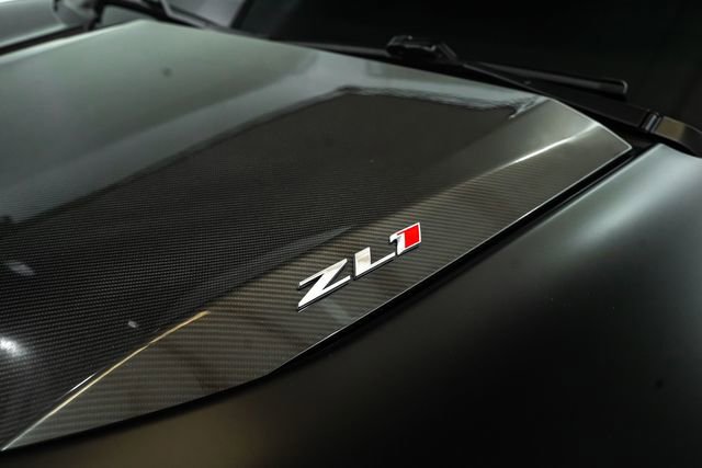 Used 2020 Chevrolet Camaro ZL1 image 16