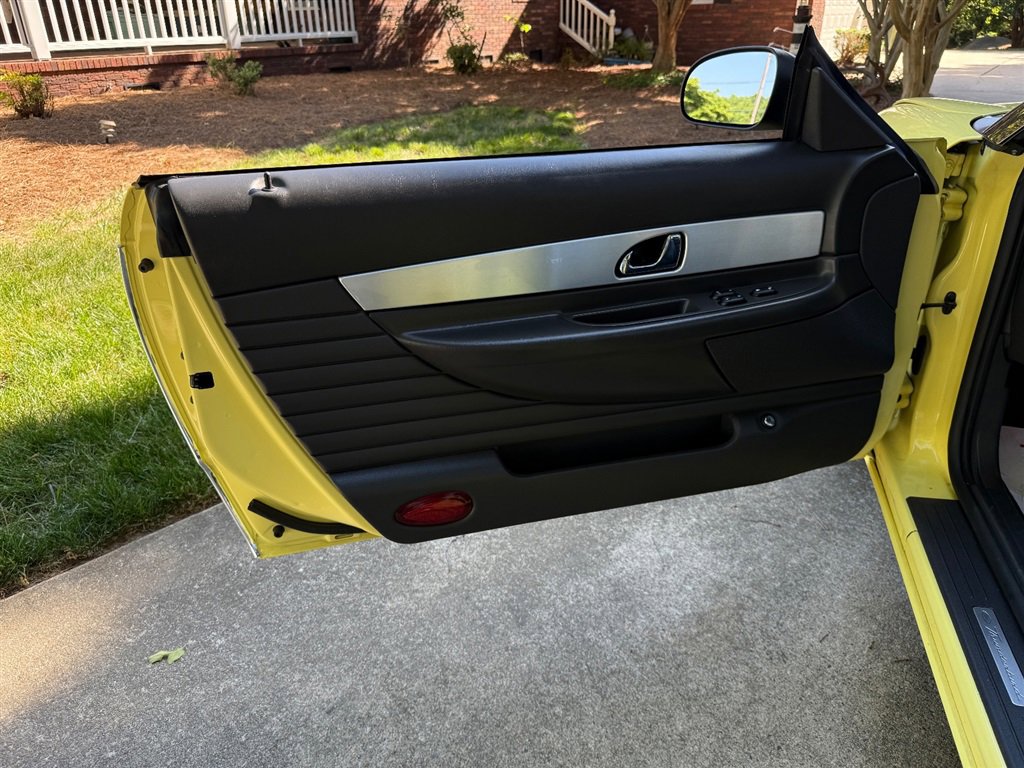 Used 2002 Ford Thunderbird RWD image 48