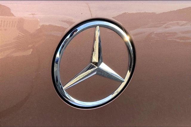 Certified 2022 Mercedes-Benz EQB 350 4MATIC image 28
