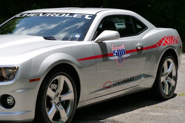 Used 2010 Chevrolet Camaro SS RWD image 38