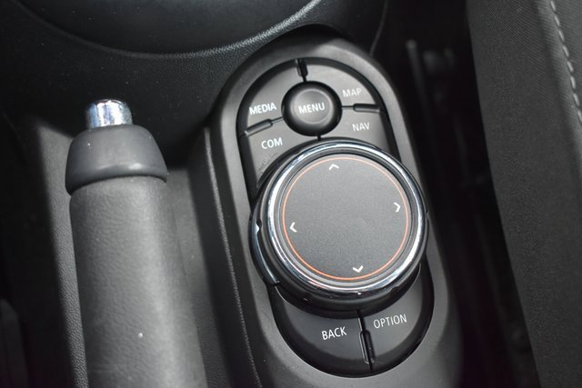 Used 2019 MINI Cooper S image 31