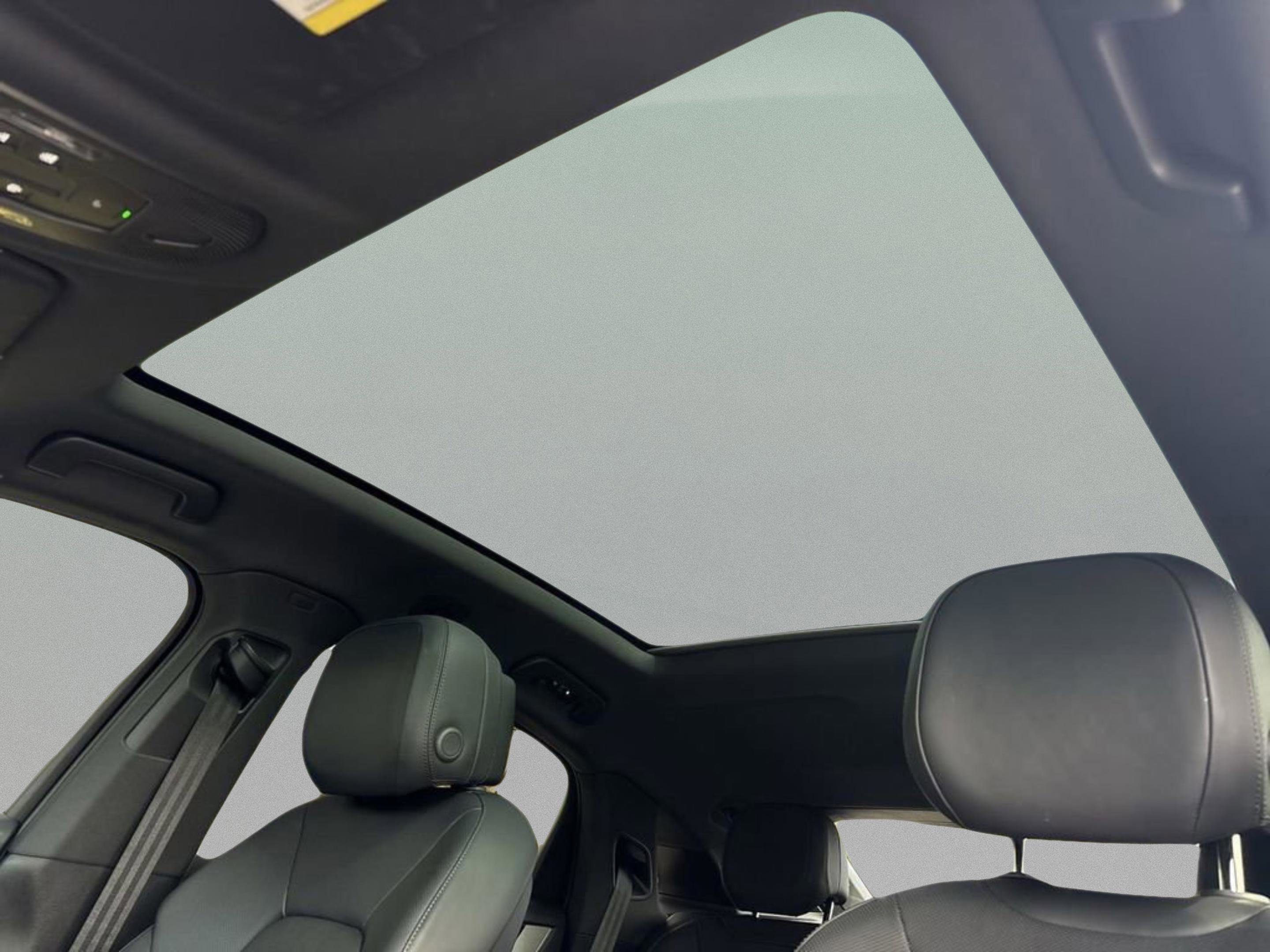 Used 2025 Porsche Cayenne E-Hybrid Coupe image 19