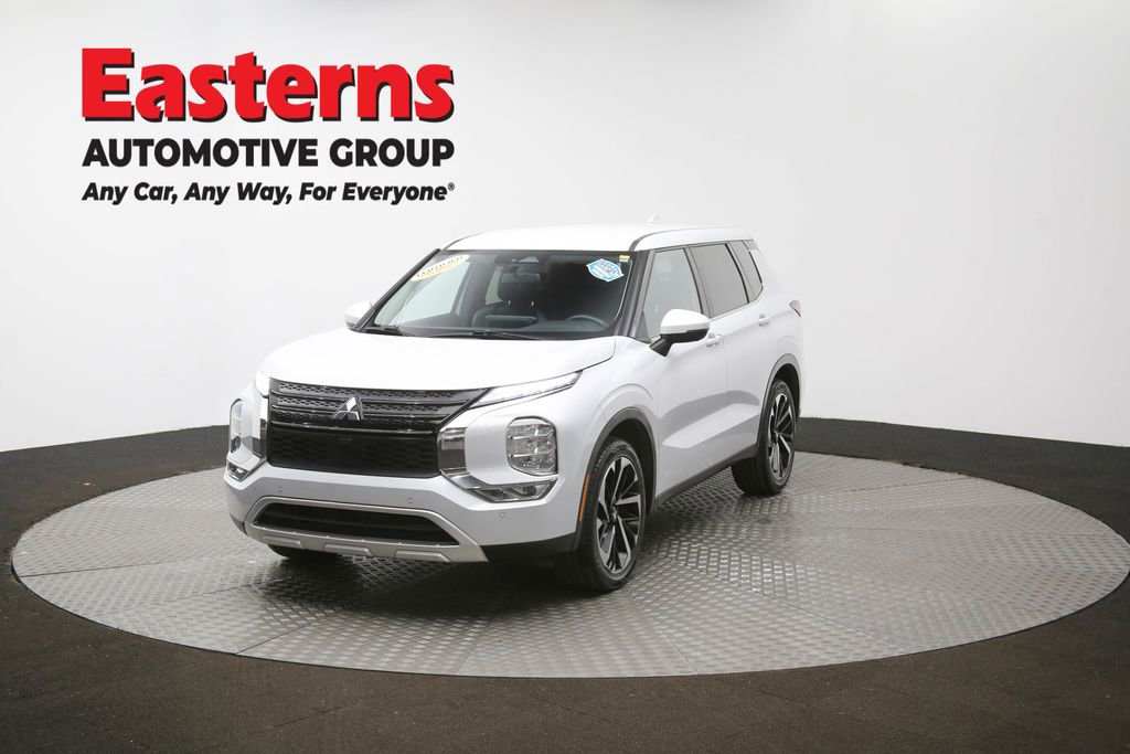 Used 2024 Mitsubishi Outlander SE image 55