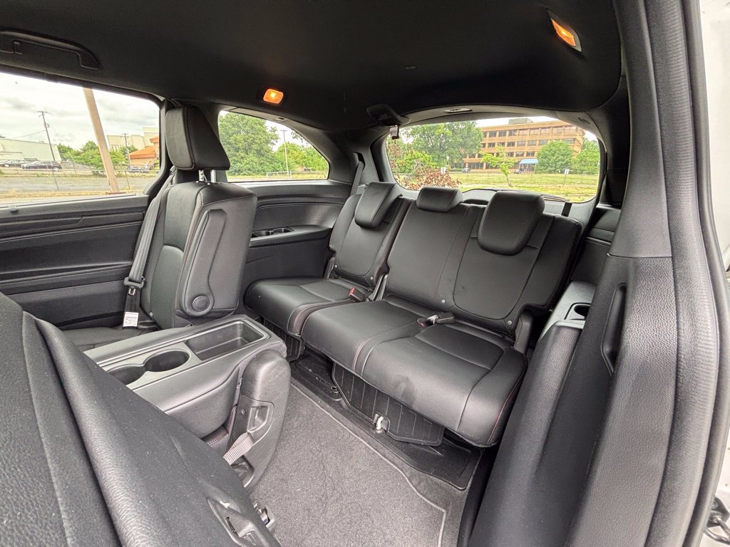 Used 2025 Honda Odyssey Sport-L image 29