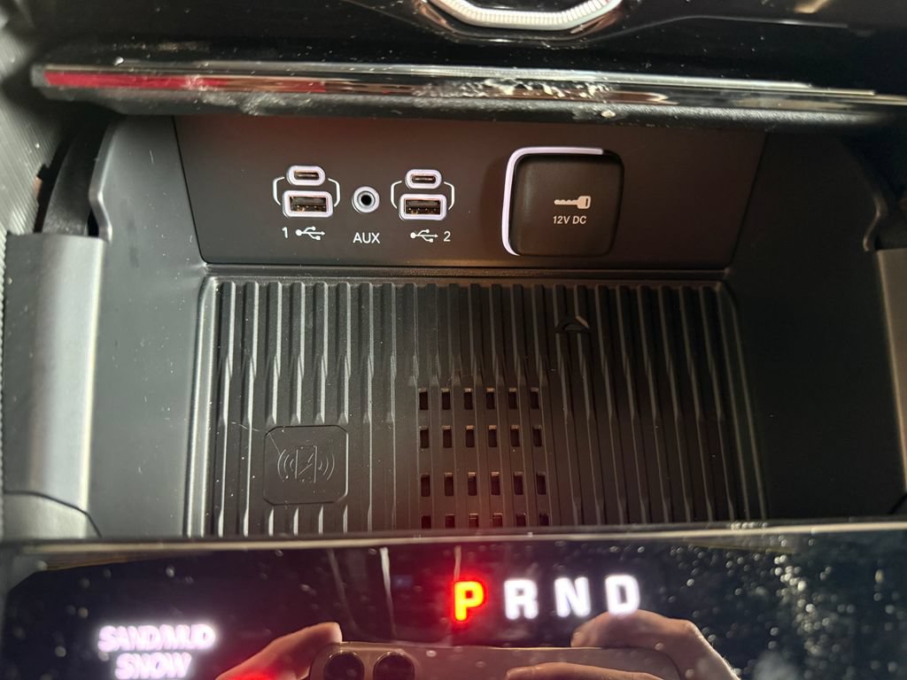 New 2026 Jeep Grand Cherokee Altitude AWD/4WD image 24