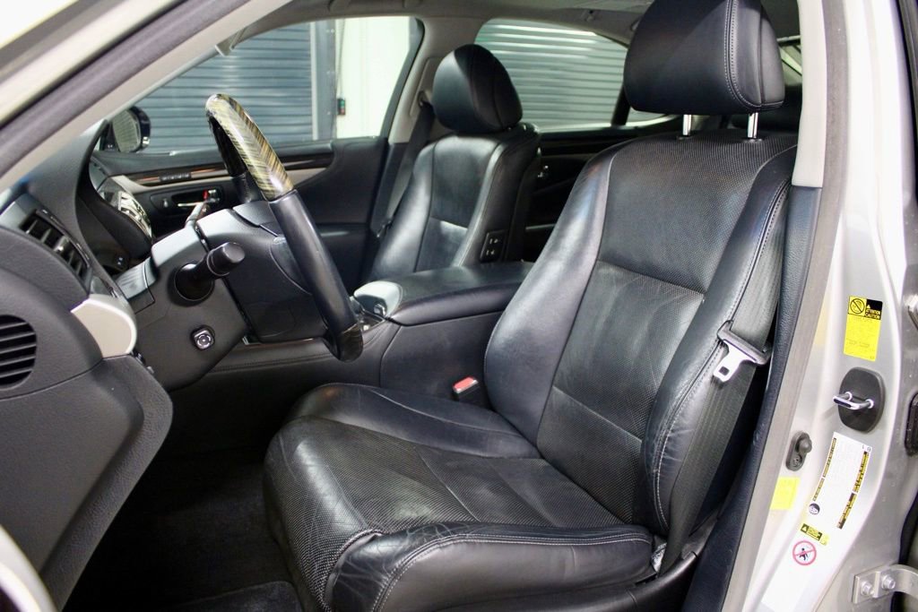 Used 2013 Lexus LS 460 AWD w/ Comfort Pkg image 5