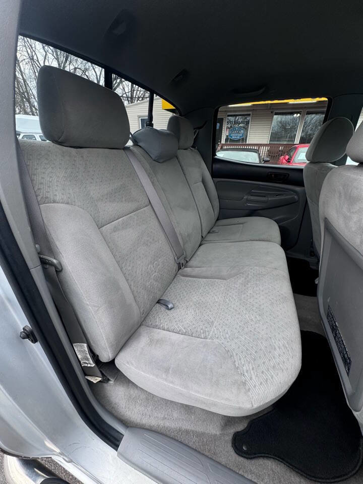 Used 2006 Toyota Tacoma PreRunner image 17