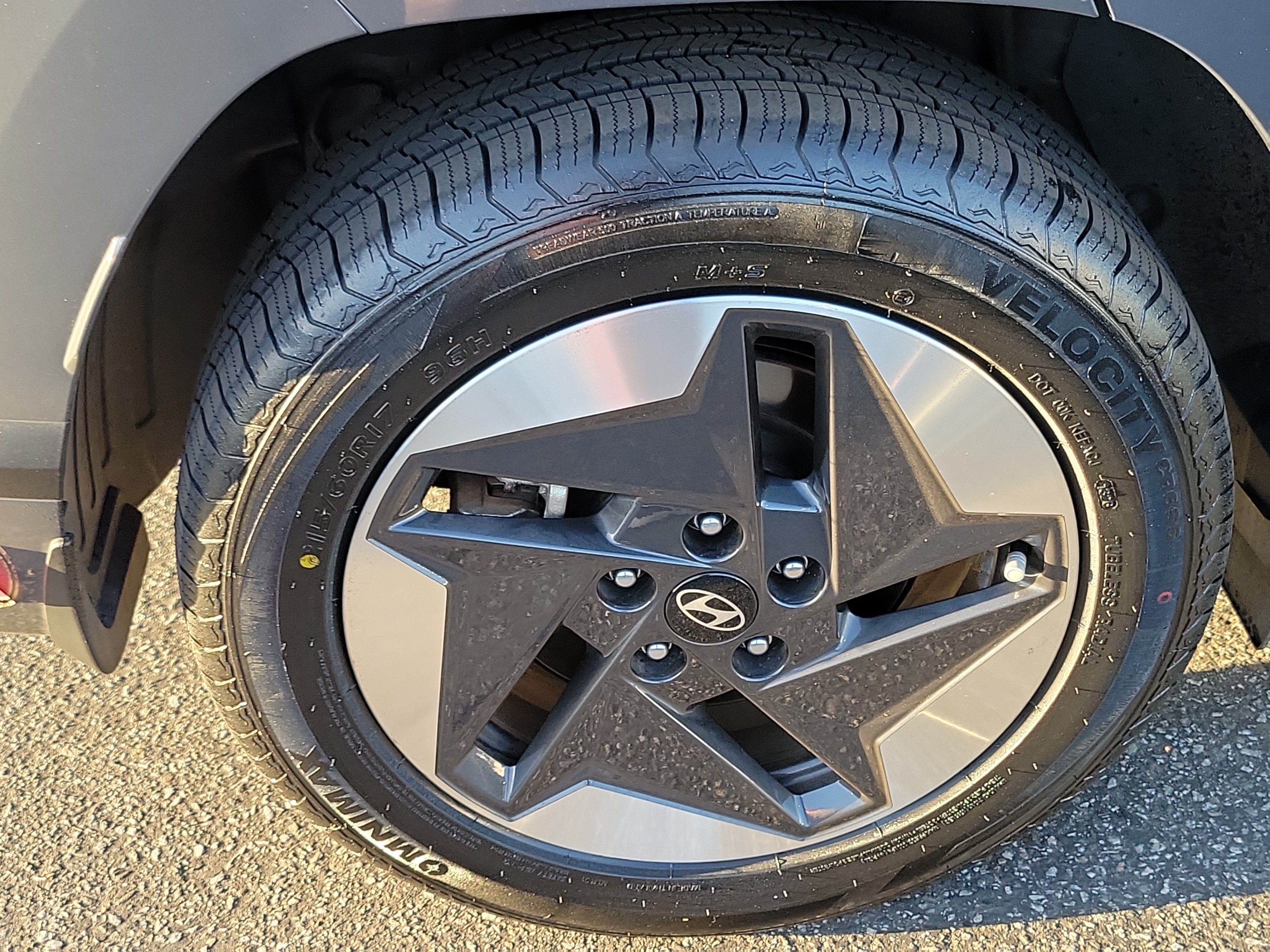 Certified 2024 Hyundai Kona SEL FWD image 22