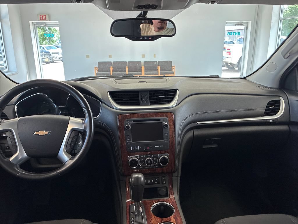 Used 2014 Chevrolet Traverse LT AWD/4WD image 12