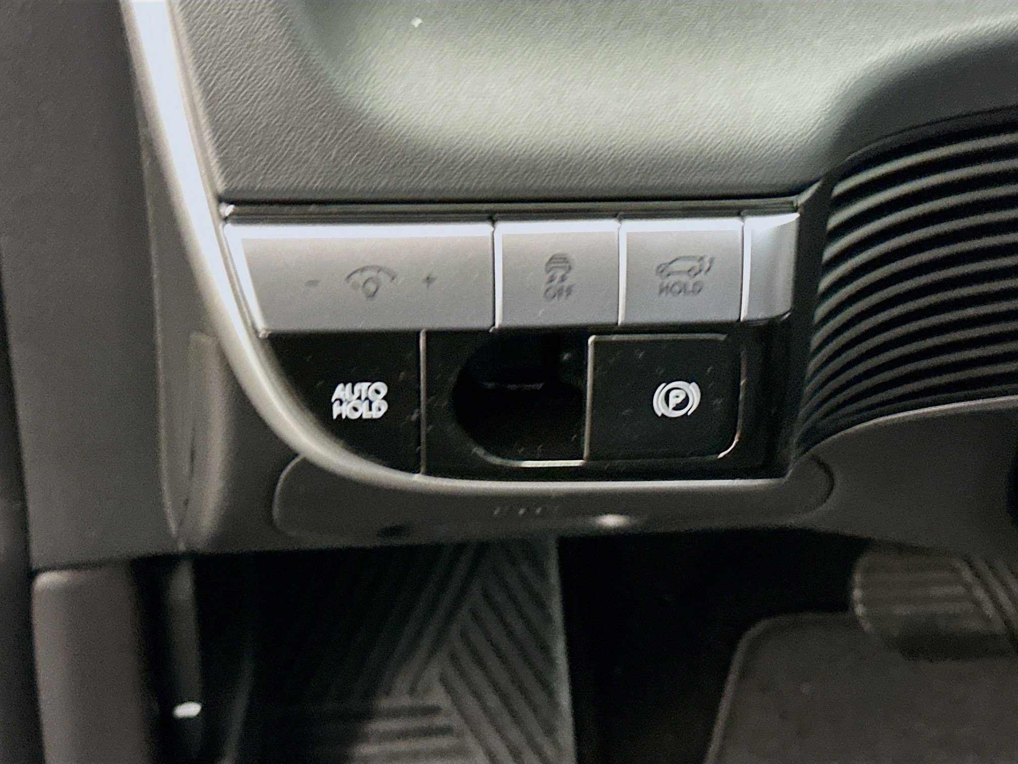 Used 2024 Hyundai Ioniq 5 SEL image 17