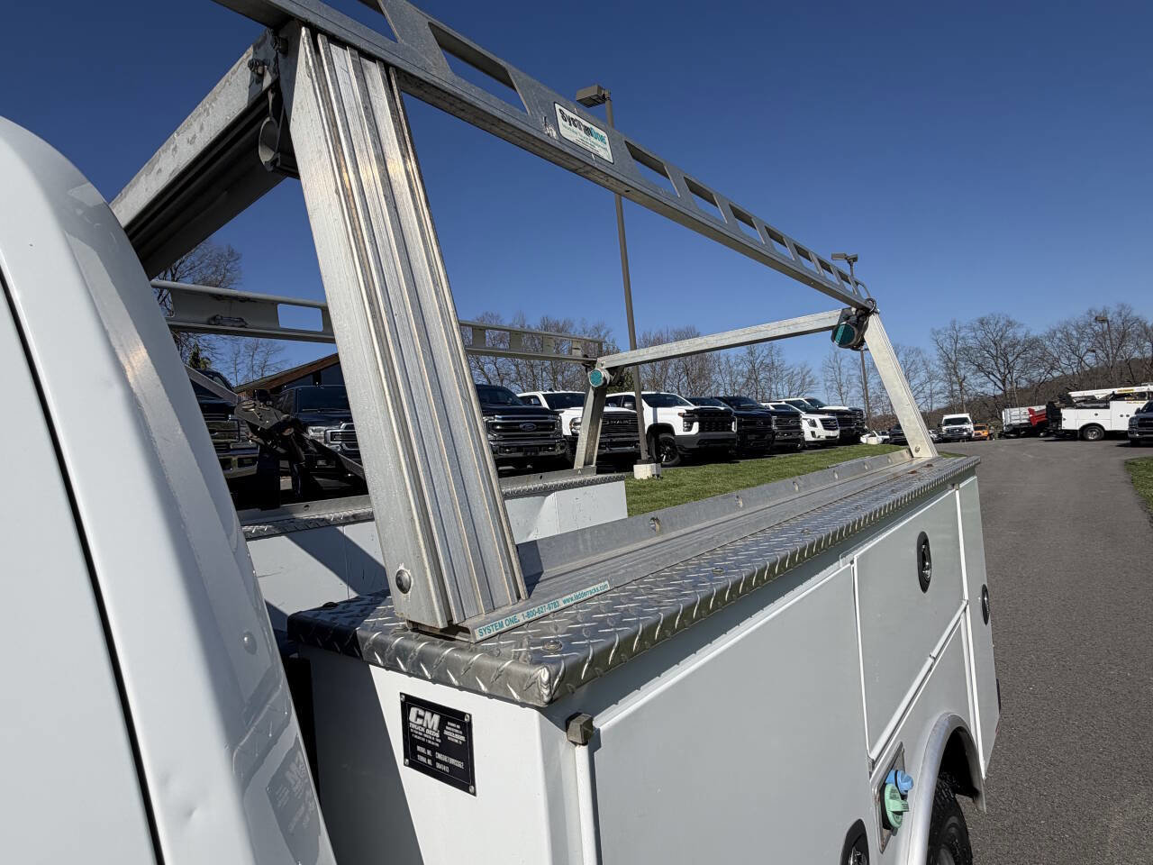 Used 2022 Ford F350 XL w/ Power Equipment Group image 9