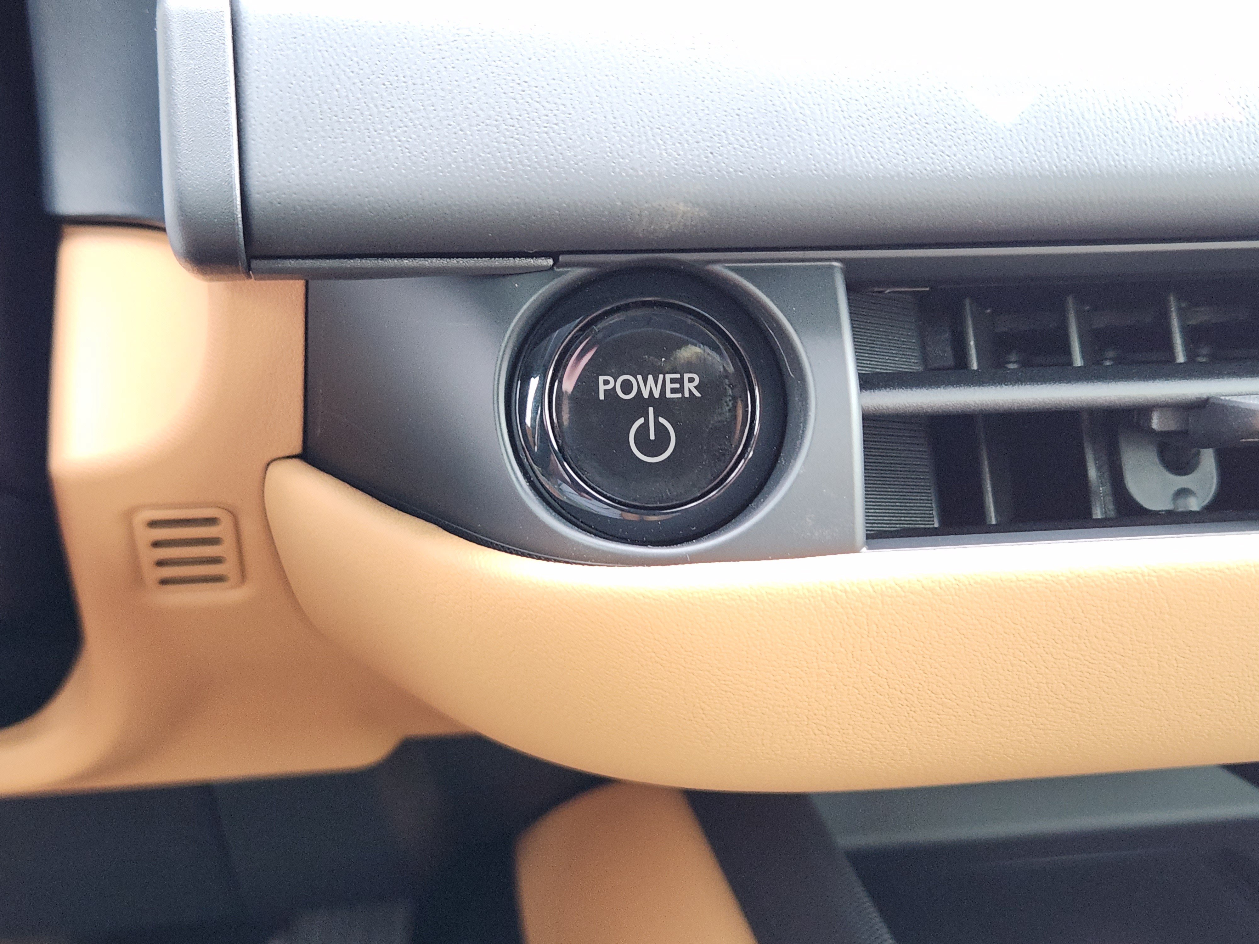 New 2026 Lexus ES 350e FWD image 17