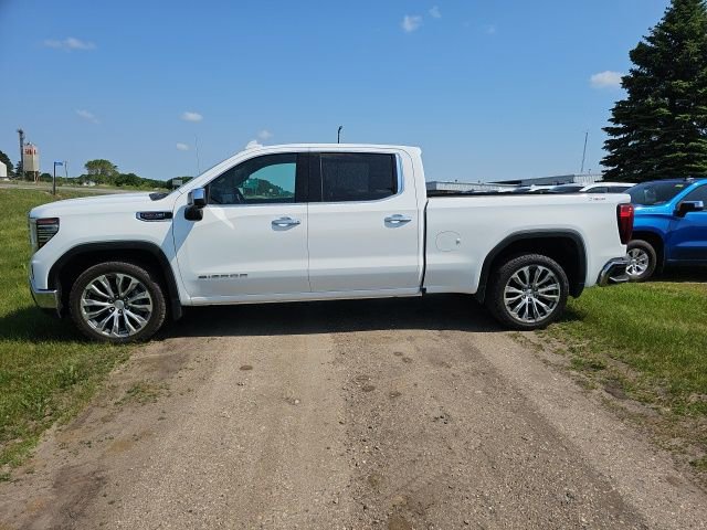 Used 2022 GMC Sierra 1500 SLT image 2