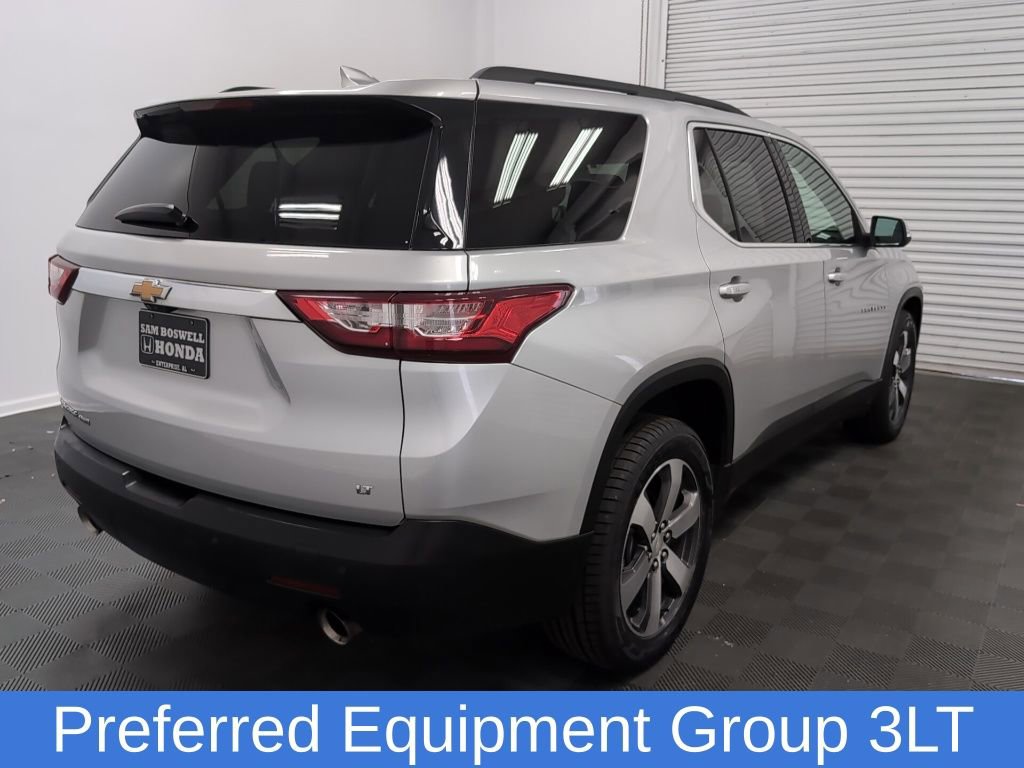 Used 2021 Chevrolet Traverse LT w/ LT Premium Package image 10